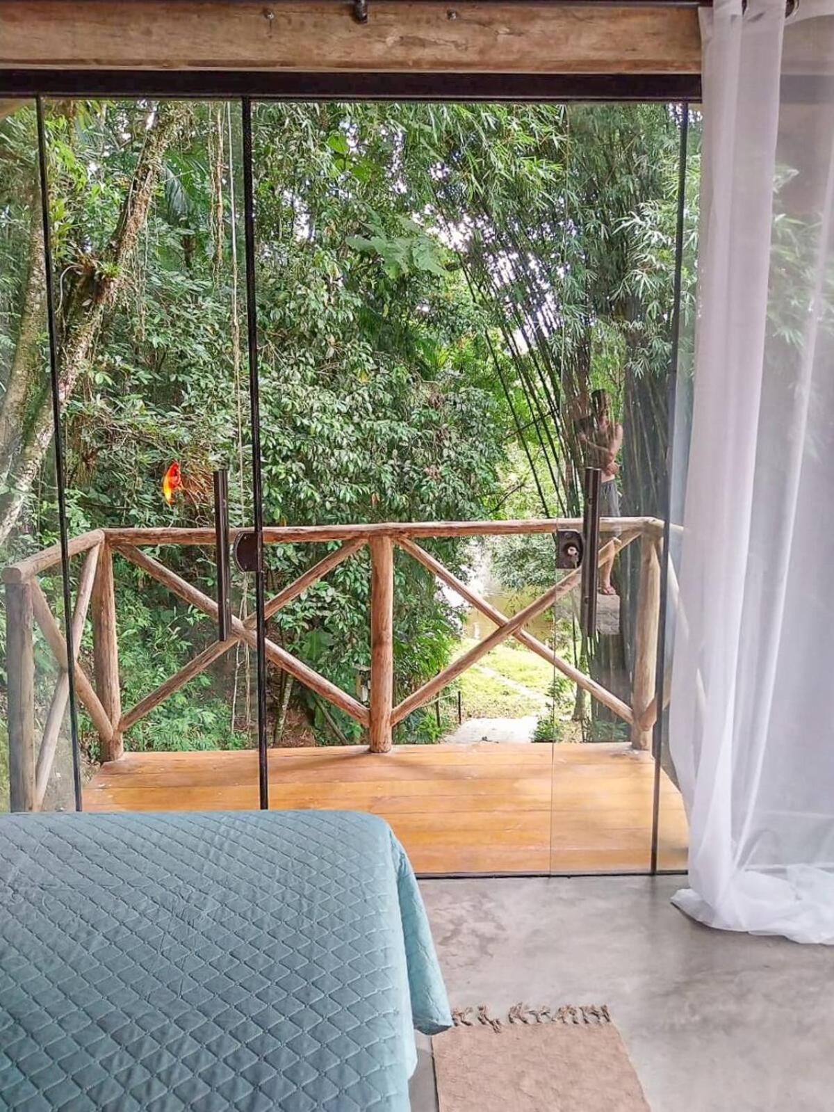 Alojamento de Turismo Selvagem Com Cachoeira No Quintal